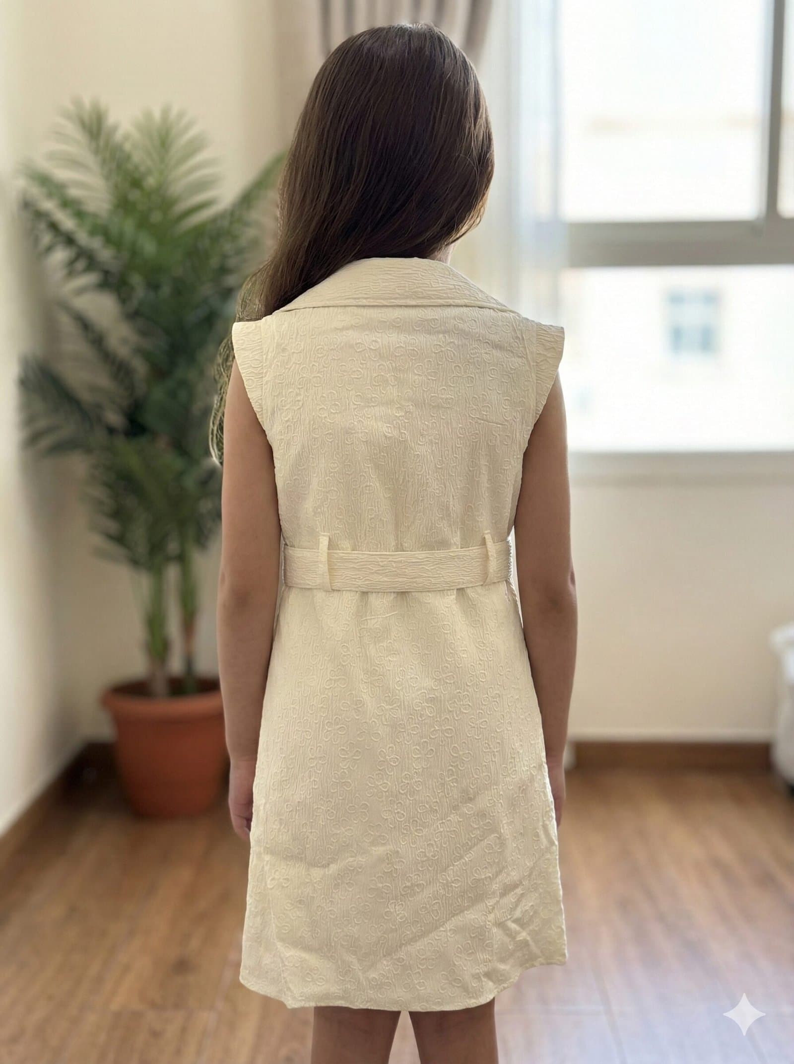 Classic Heritage Sleeveless Trench Dress– White — image 2