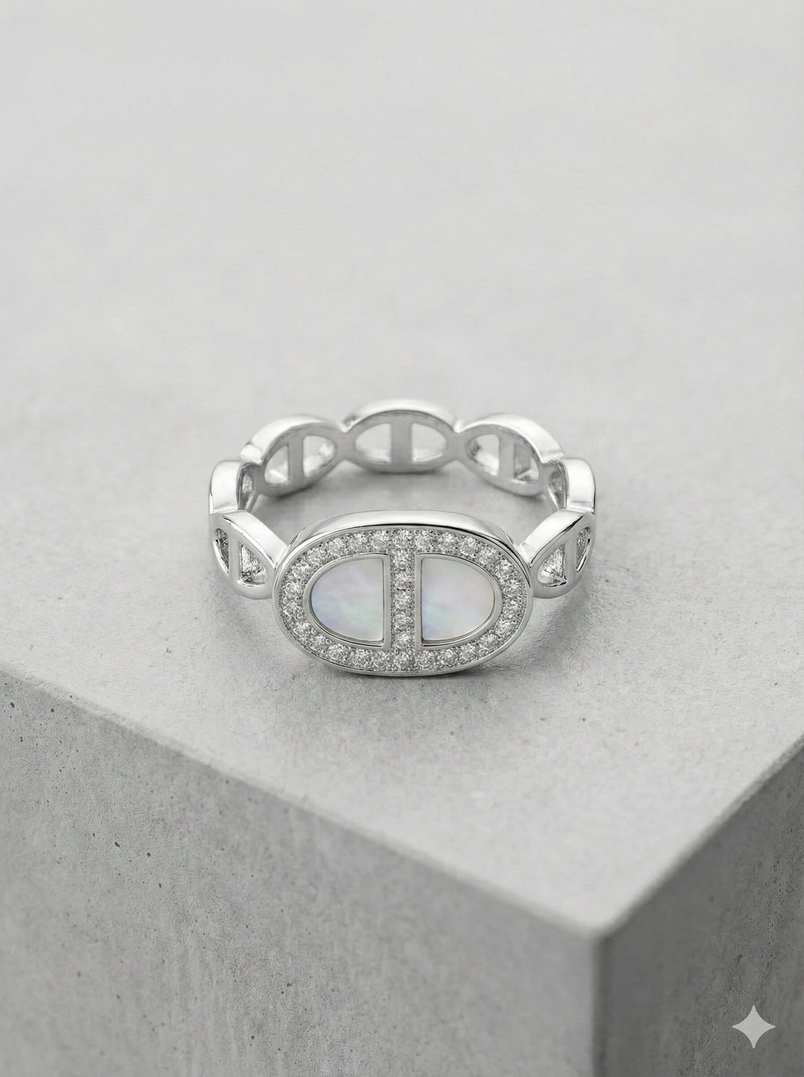 Silver-Toned Chain Link Ring with Oval Pearlescent Inlay and Pave Crystal Halo