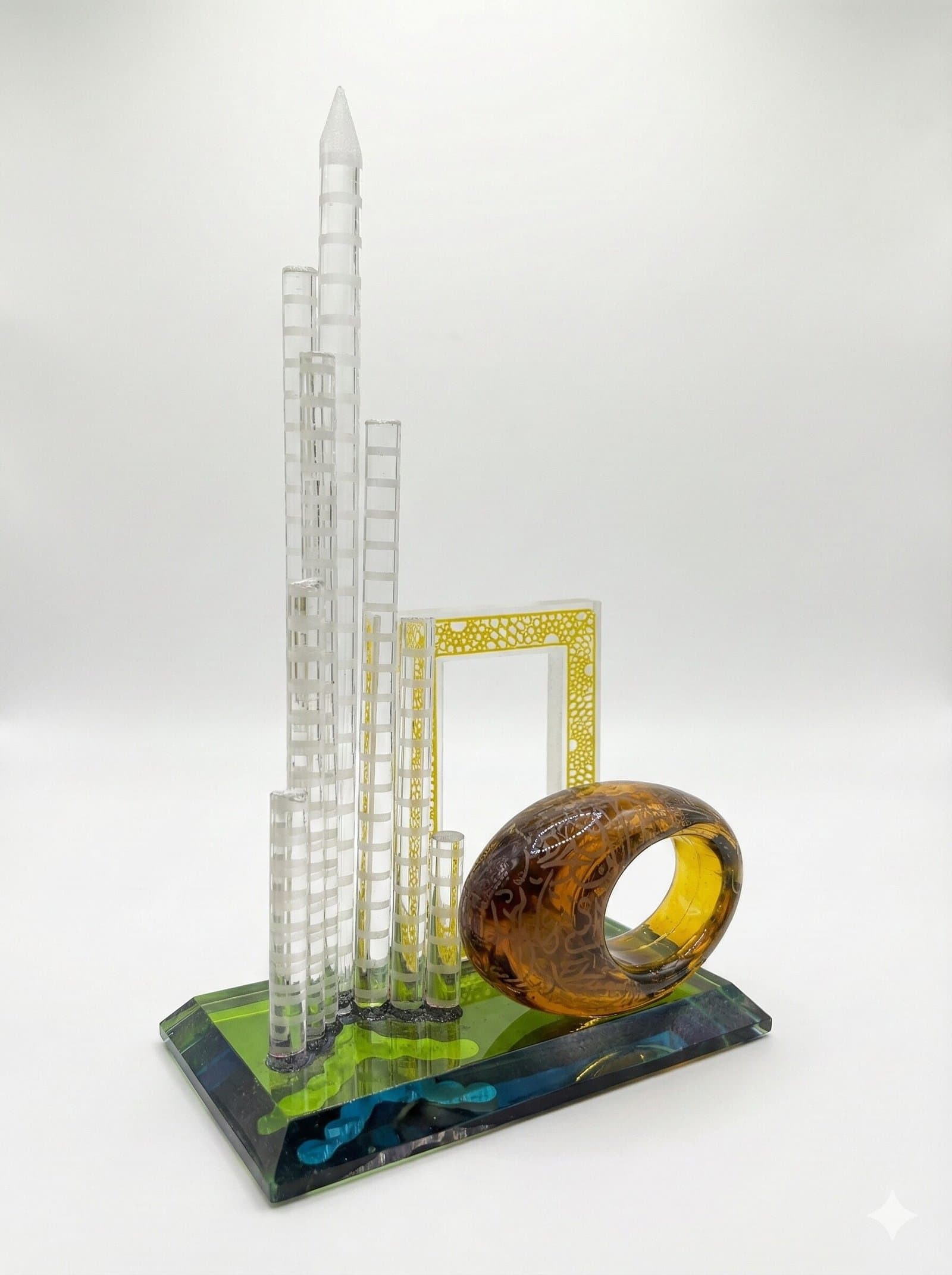 Icons of Dubai Crystal Stand – Burj Khalifa, Frame & Museum of the Future — image 2
