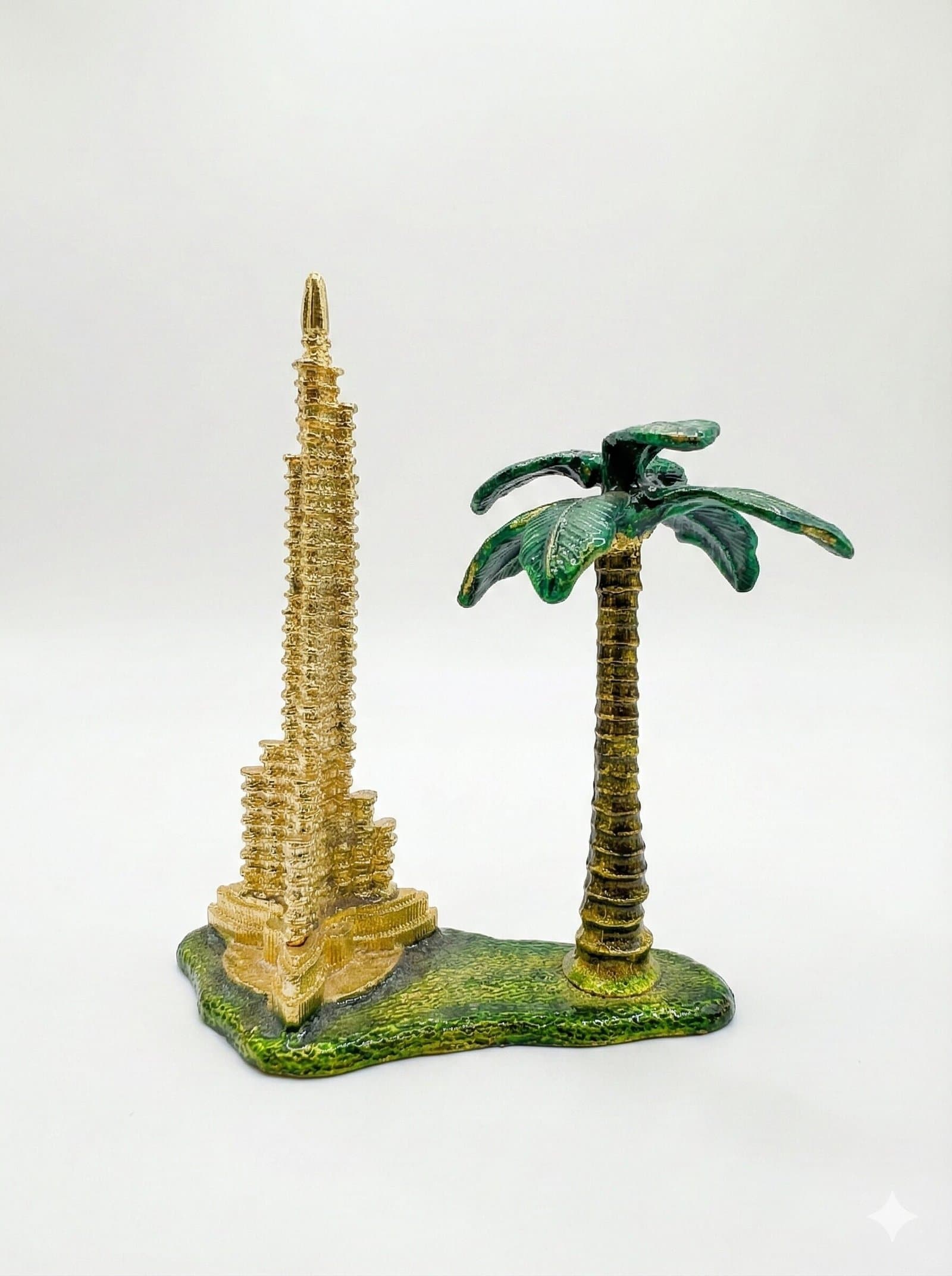 Golden Burj Khalifa & Date Palm Miniature Souvenir — image 2
