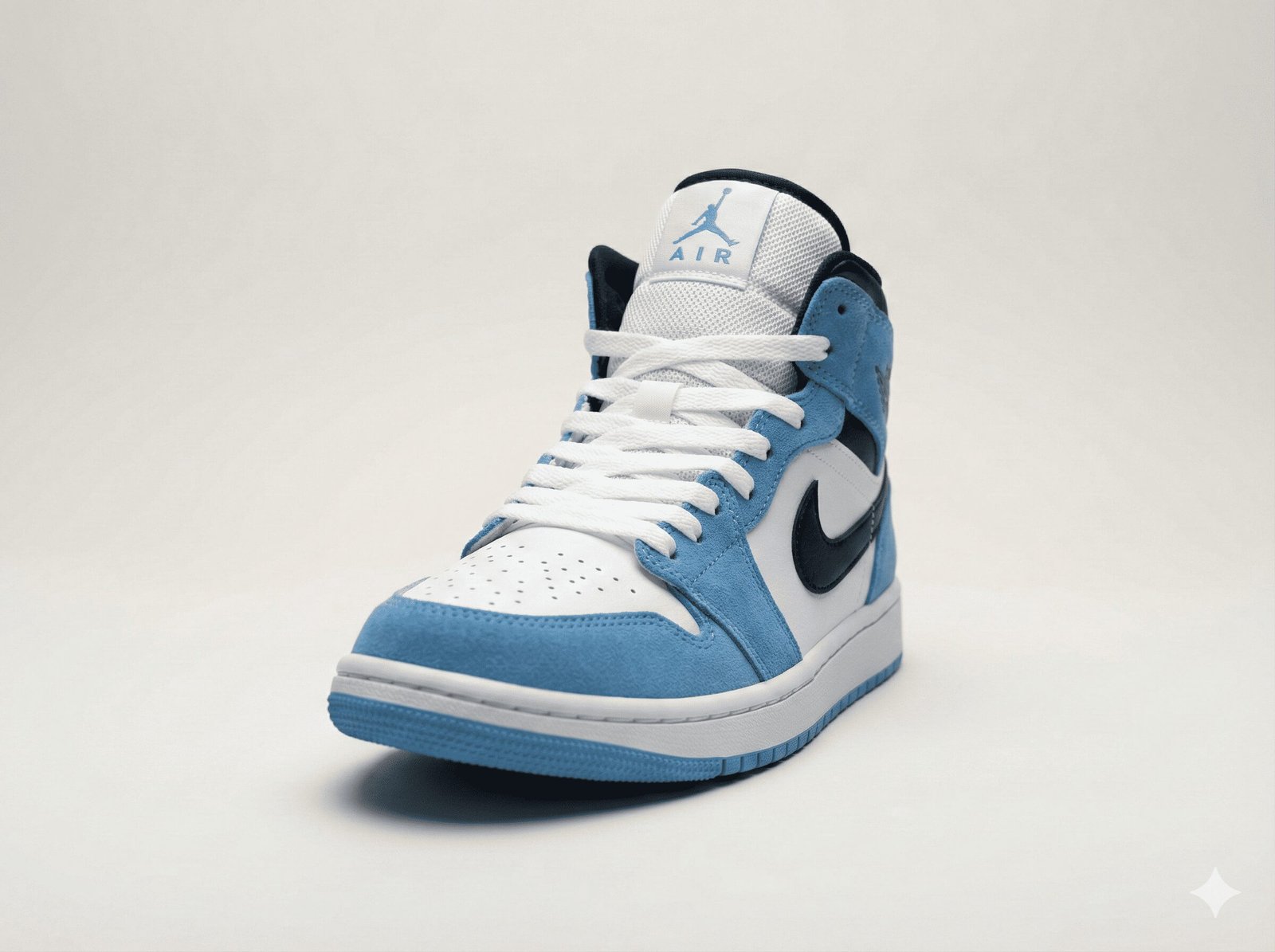 top court sneaker university blue & black