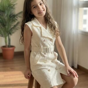 classic heritage sleeveless trench frock – white